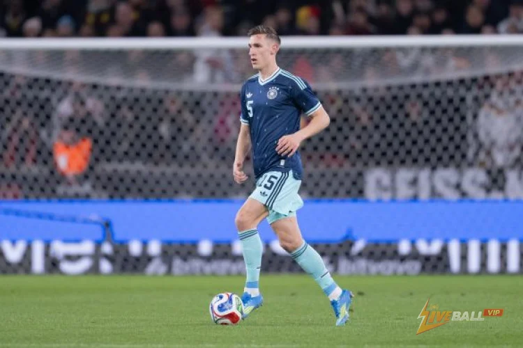 Nico Schlotterbeck ของ Borussia Dortmund ปิดข่าวลือการต่อสัญญา