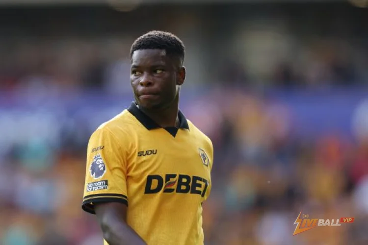 Marshall Munetsi ผู้ยืมของ Wolves เปิดให้ปารีสเอฟซีอยู่ต่อ