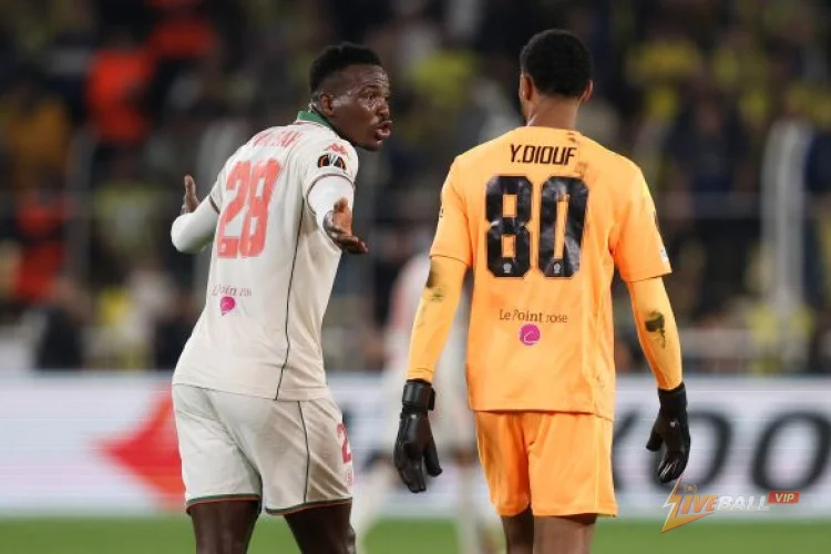 การละเลยอาจทำให้ OGC Nice และ Saint-Étienne ไม่มีนักเตะต่างชาติในการแข่งขันเพลย์ออฟตกชั้นลีกเอิง