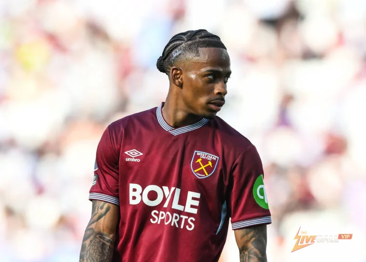 AS Roma ต้องเผชิญหน้ากับ Leeds United ในการแย่งชิง Crysencio Summerville โดยมีราคาเป็นปัญหา