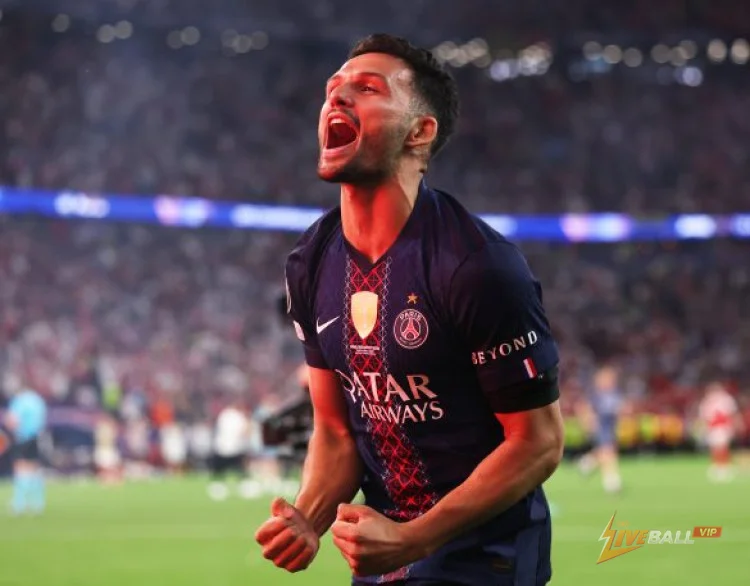 เอซี มิลานยื่นข้อเสนอสำหรับกองหน้า PSG กอนซาโล รามอส