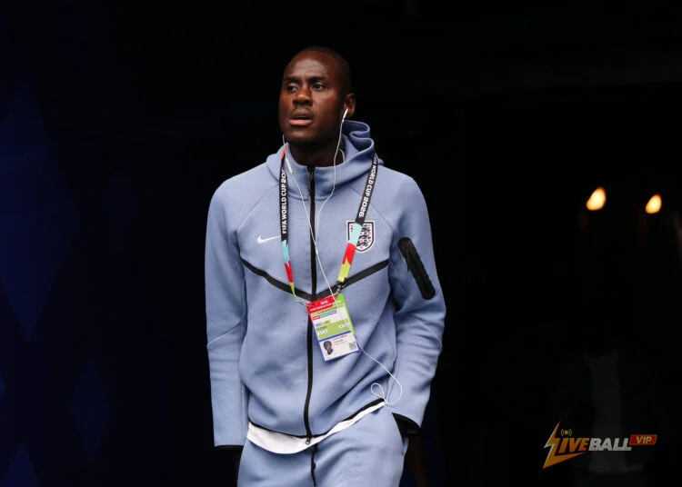 Trevoh Chalobah เตรียมเข้าร่วมทีมโคโมหลังจากมีการตกลงด้วยวาจาแล้ว