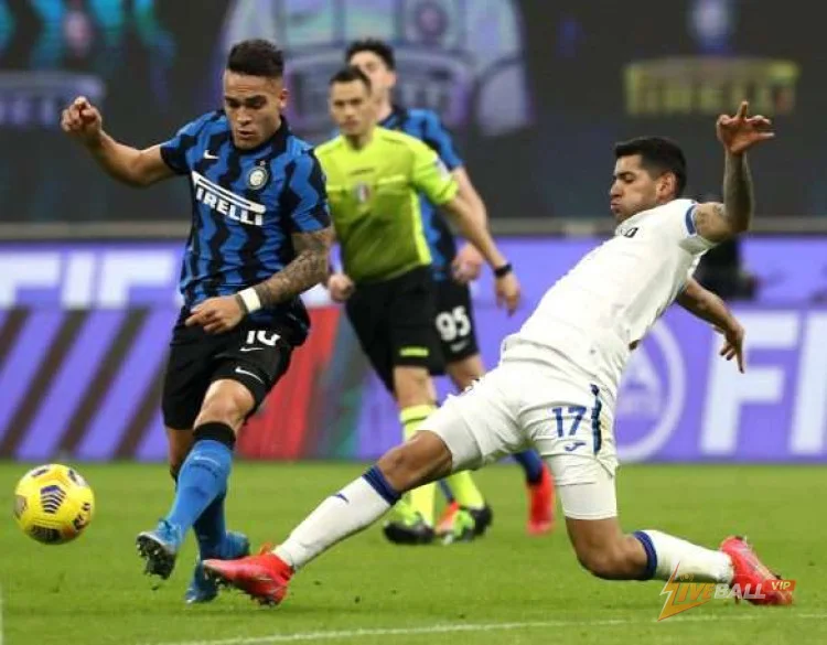 อะไรที่ทำให้การย้ายตัวของ Cristian Romero จากท็อตแน่ม ฮ็อทสเปอร์ไปยังอินเตอร์ มิลานช้าลง