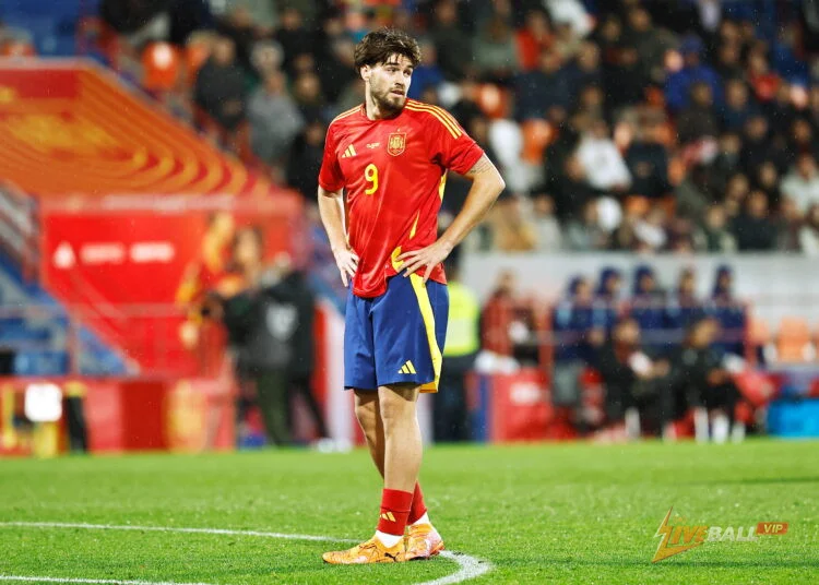 แมนเชสเตอร์ ซิตี้ สำรวจการย้ายทีมในนาทีสุดท้ายสำหรับ มาร์ค กุยู