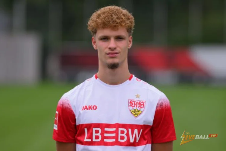 อย่างเป็นทางการ | VfB Stuttgart ทำกำไรอย่างรวดเร็วจากการขาย Lazar Jovanovic มูลค่า 8 ล้านยูโร