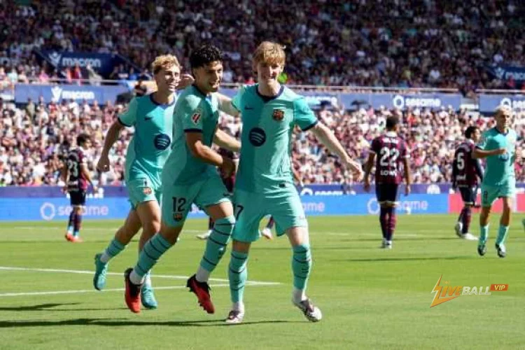 Barcelona youngster earns comparison with Pedri