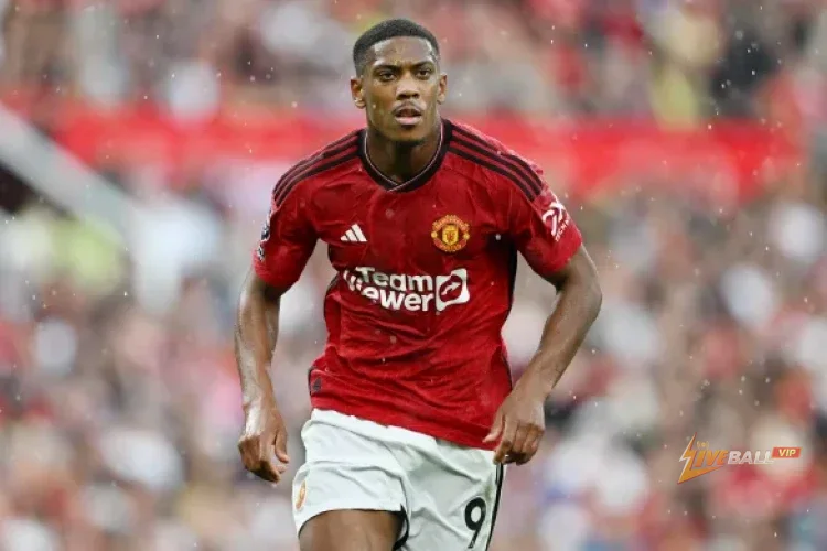 Auxerre only Ligue 1 side to make Anthony Martial approach
