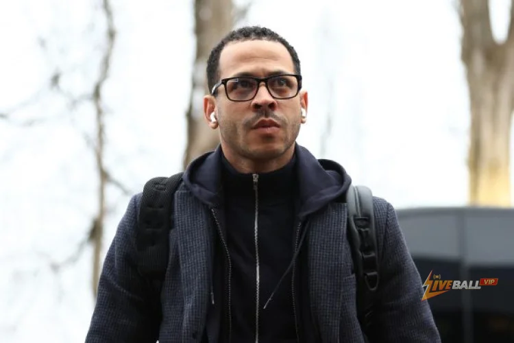 Paris FC manager Liam Rosenior explains clash with Strasbourg fans